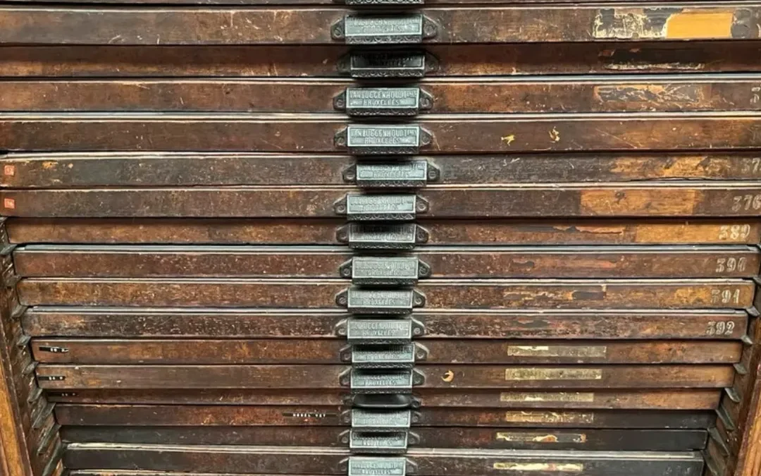 E- Movable Type
